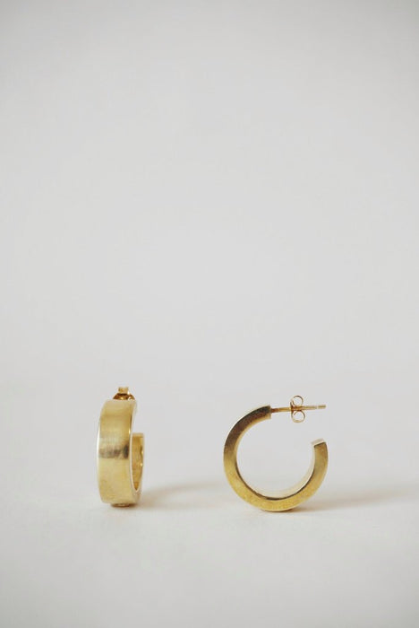Lili Mini Hoop Earrings